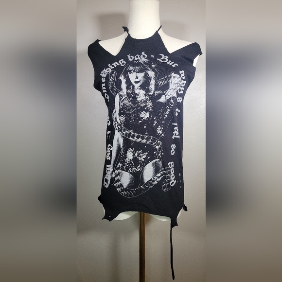 Upcycled Taylor Swift Reputation T-shirt, size XS - Picture 3 of 6